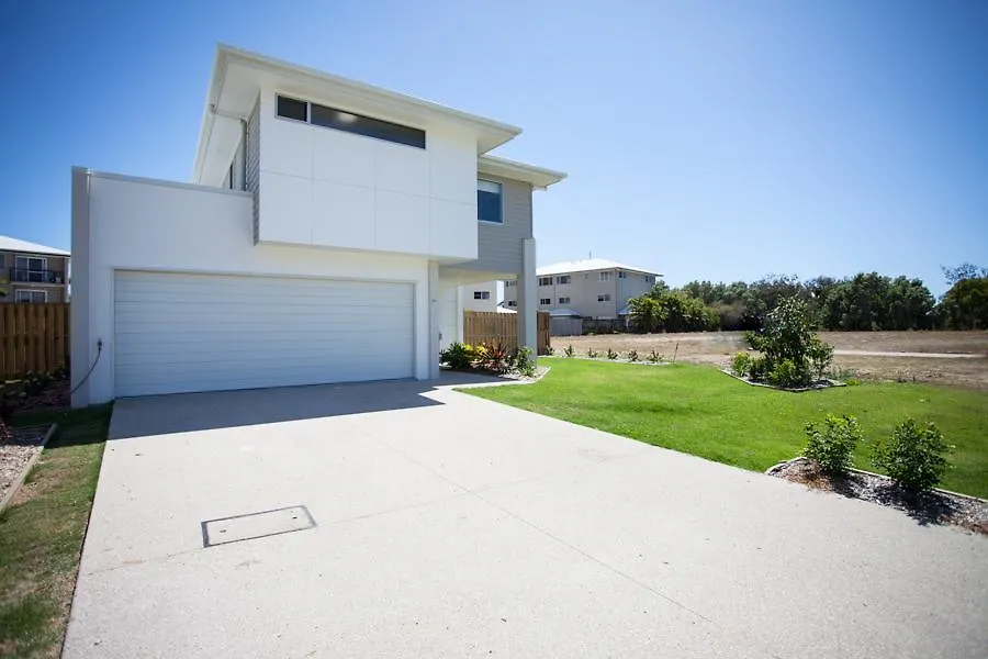 Petrie Beach Holiday Home Mackay 0*,